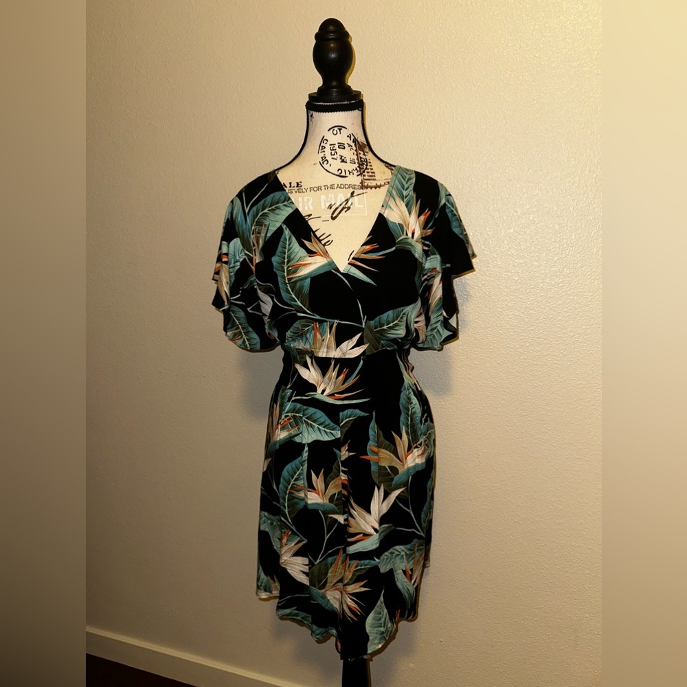 Practically 🆕 Floral Romper 🖤💚🧡